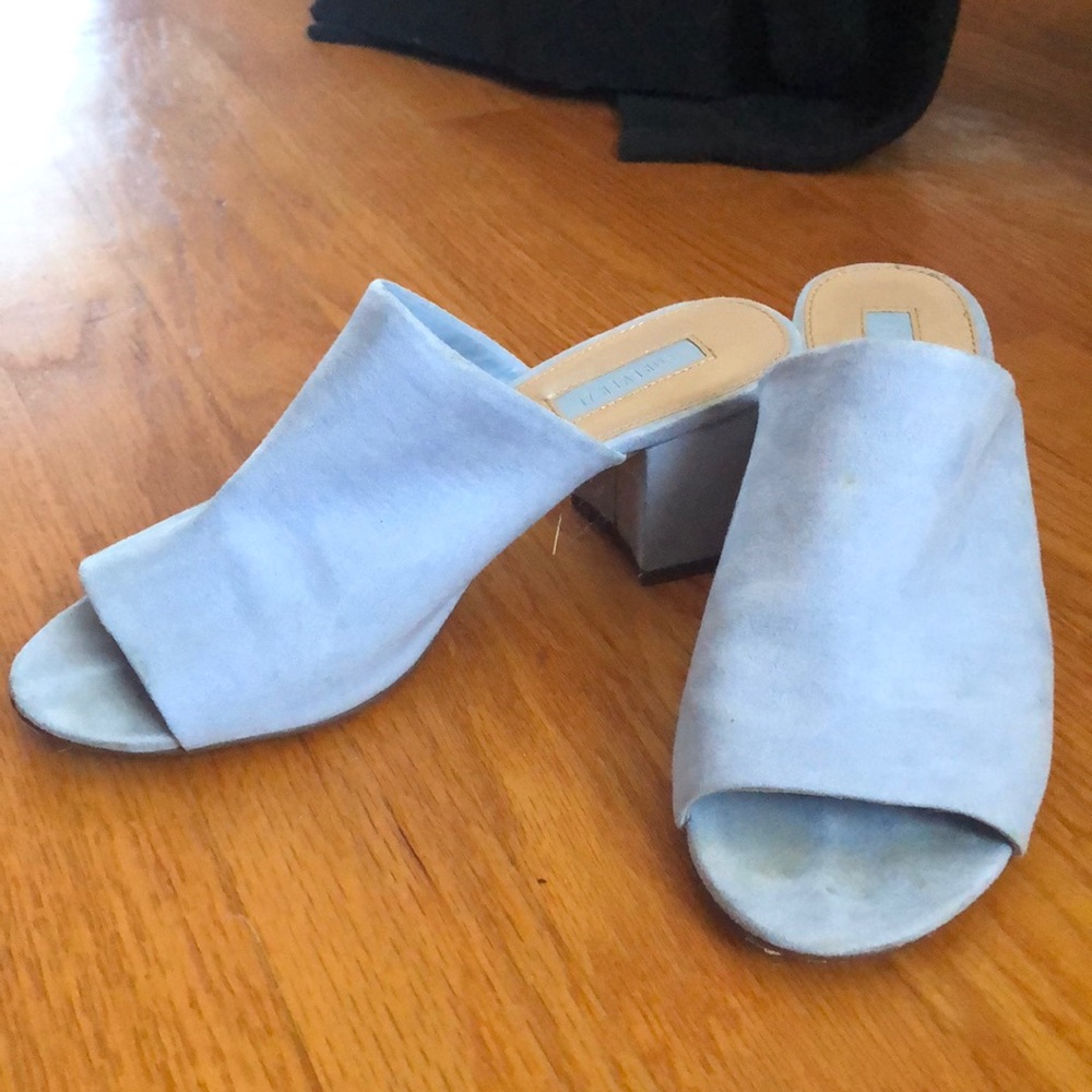 Periwinkle Forever 21 Peep Toe Mules Size 6